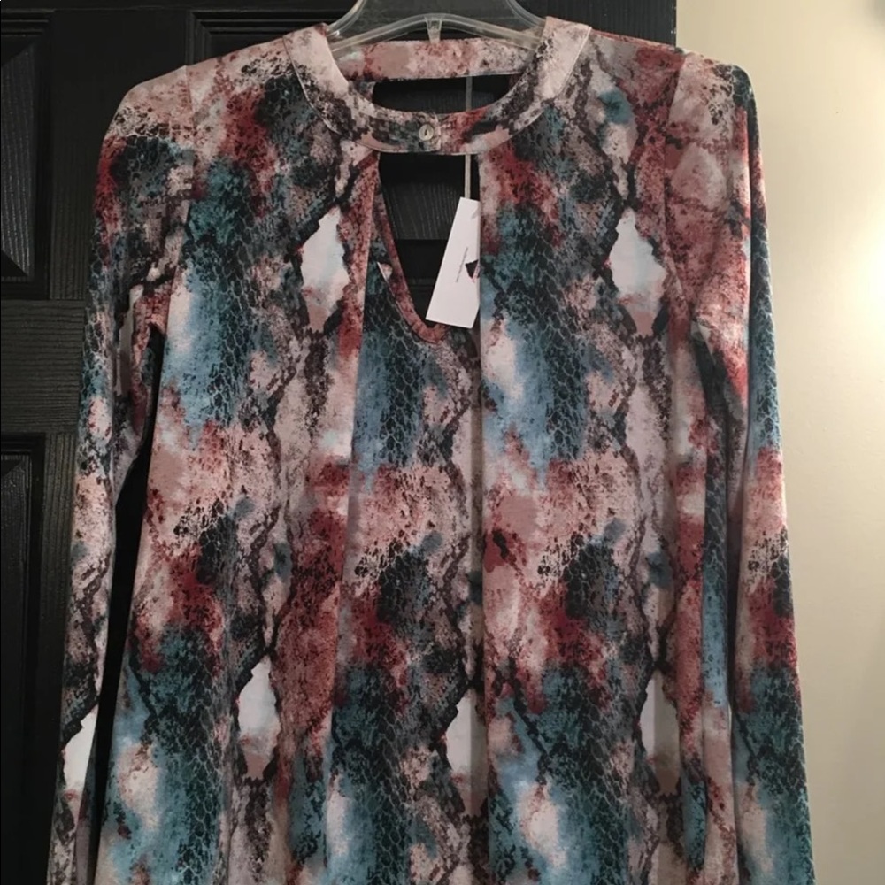 Boutique choker blouse